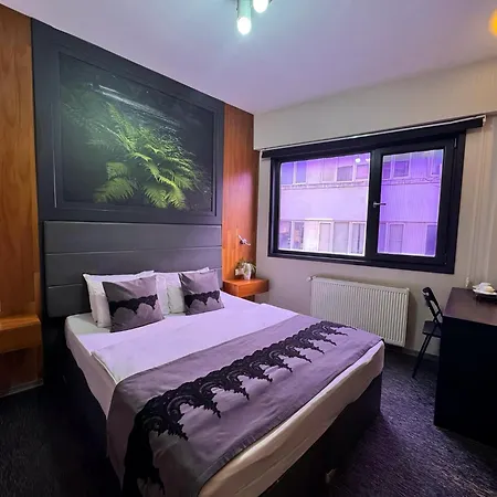 Black Art Otel Istanboel Buitenkant foto