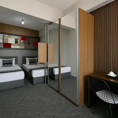 Black Art Otel Istanbul Exterior photo